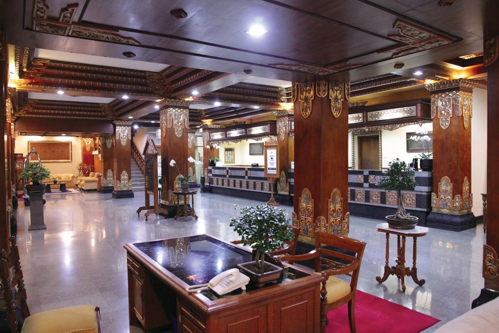 日惹嘉雅卡塔酒店及水疗中心 Maguwo 外观 照片